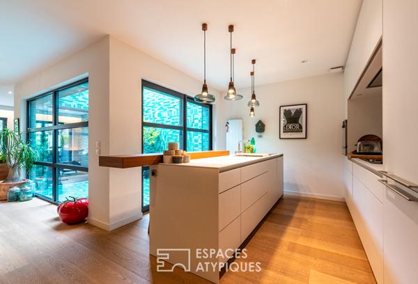 Maison d’architecte grand format signée Bachmann avec piscine