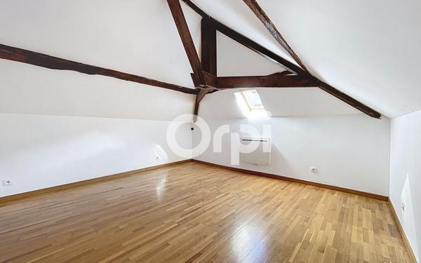 Maison à vendre    4 pièces • 72,60 m2 Saint-Leu-d'Esserent