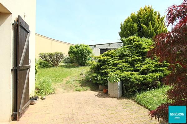 Maison 3 Chambres avec Jardin arboré et Garage à Lormont