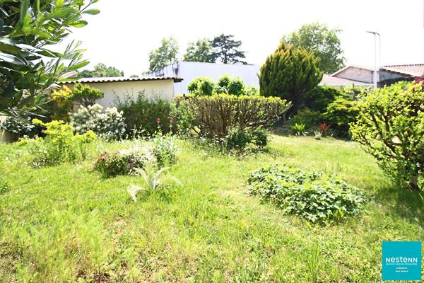 Maison 3 Chambres avec Jardin arboré et Garage à Lormont