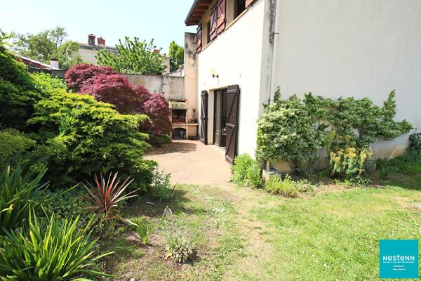 Maison 3 Chambres avec Jardin arboré et Garage à Lormont