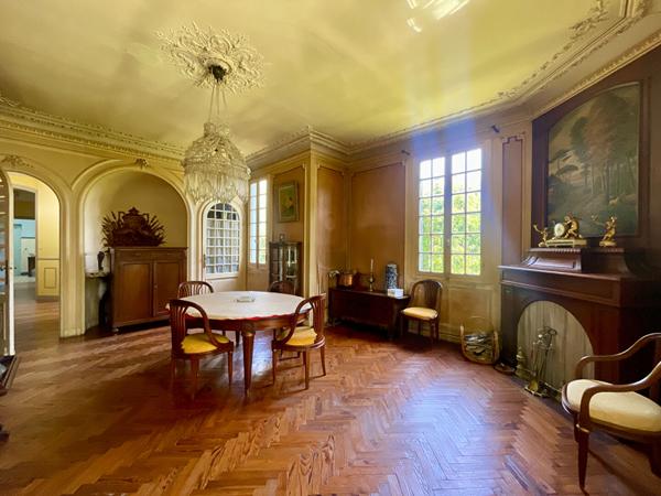 Maison plain pied Talence saint - genès 125m2 hab sur parcelle de 530 m2  prestations anciennes .