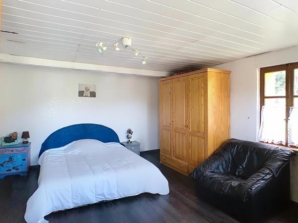 Maison 4 pièces à rénover avec double garage