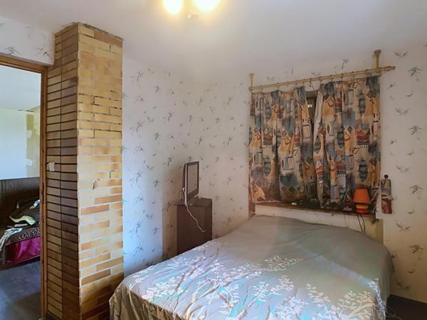 Maison 4 pièces à rénover avec double garage