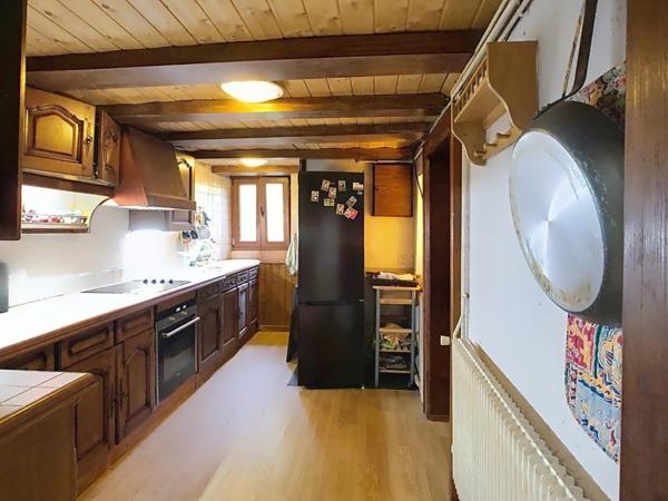 Maison 4 pièces à rénover avec double garage