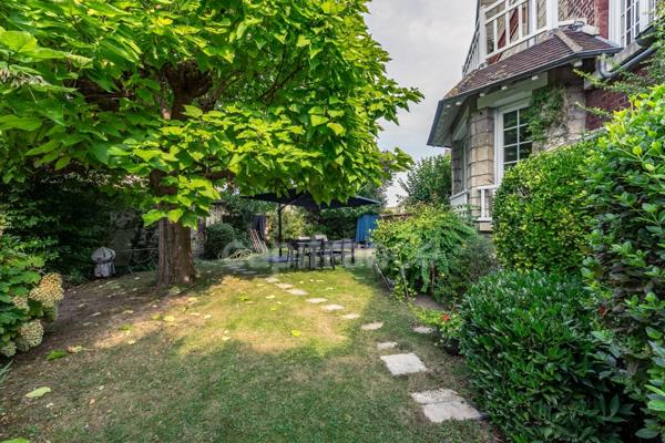 Maison de caractère à vendre 7 pièces SOISSONS (02)