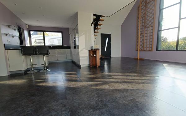 Maison à vendre    5 pièces • 186 m2 Sarzeau