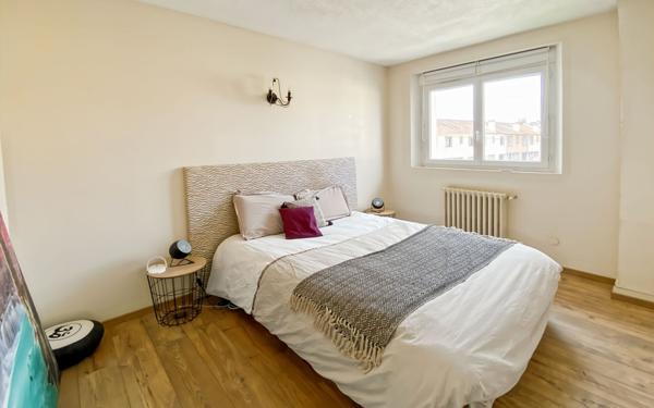 Maison à vendre    6 pièces •  Montauban