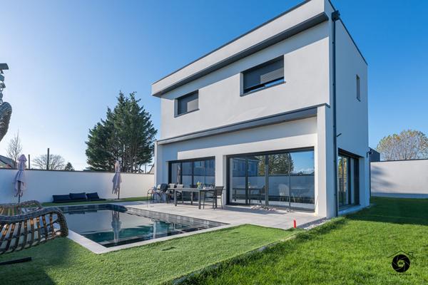 Maison à vendre / Brain Sur L'Authion, 4 chambres, garage et piscine !