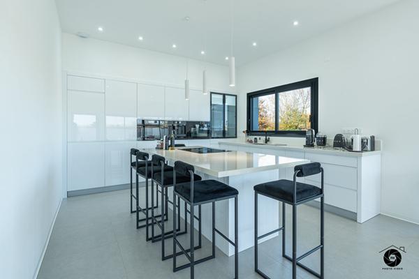 Maison à vendre / Brain Sur L'Authion, 4 chambres, garage et piscine !