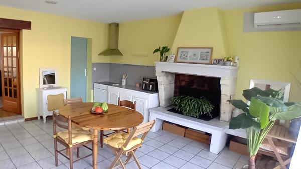 Maison à vendre 6 pièces, plain-pied - AMBARES ET LAGRAVE (33)