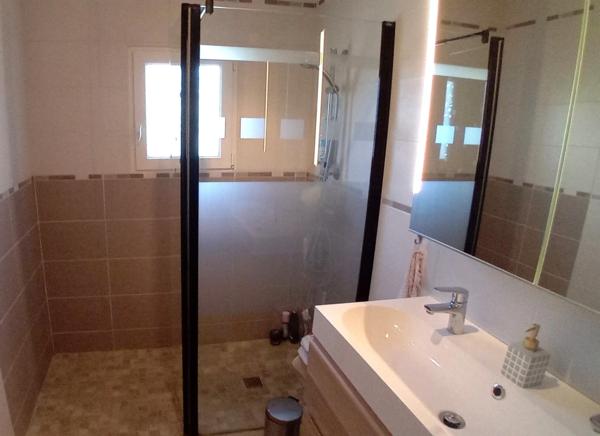 Maison à vendre 6 pièces, plain-pied - AMBARES ET LAGRAVE (33)