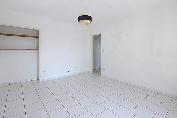 À VENDRE EN EXCLUSIVITÉ - Appartement T2 avec vue dégagée à Draguignan