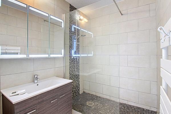 À VENDRE EN EXCLUSIVITÉ - Appartement T2 avec vue dégagée à Draguignan