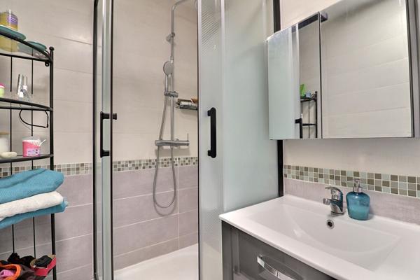 Appartement Ermont 3 pièce(s) 54 m2+ cave + place de parking