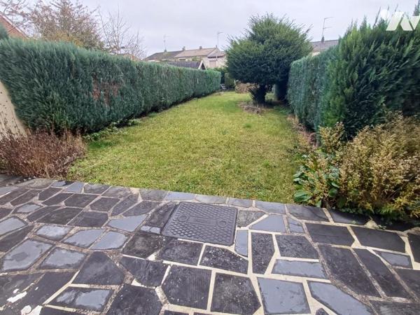 Quartier  QUÉBEC, rue calme et verdoyante : Pavillon de 84 m2 avec GARAGE et JARDIN plein sud