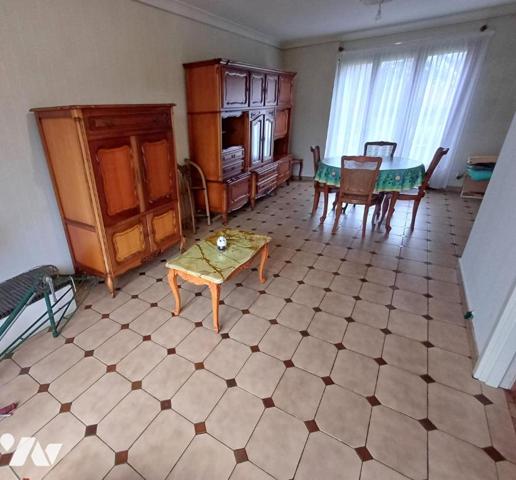 Quartier  QUÉBEC, rue calme et verdoyante : Pavillon de 84 m2 avec GARAGE et JARDIN plein sud