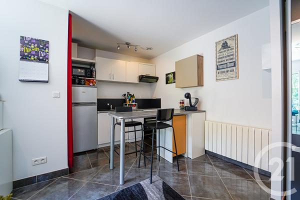 Maison à vendre  6 pièces - 220,75 m2 BUSSY ST GEORGES - 77