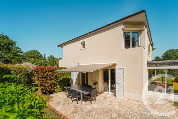 Maison à vendre  6 pièces - 220,75 m2 BUSSY ST GEORGES - 77