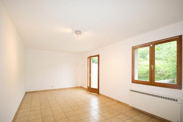 Appartement à louer    2 pièces • 54,88 m2 Gan