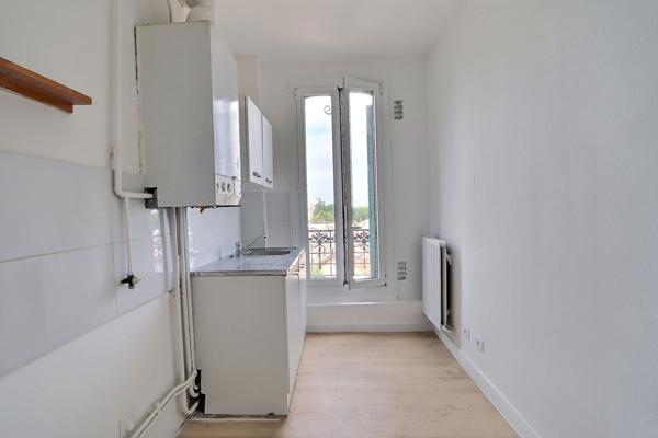 Appartement La Courneuve 2 pièce(s) 41.83 m2