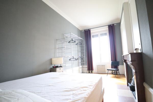 T2 BIS - 62 M² AU PIED DU METRO GARIBALDI