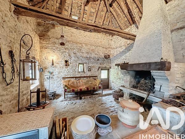 Maison à vendre 8 pièces 228,93 m² Terrasson-Lavilledieu