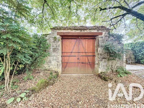 Maison à vendre 8 pièces 228,93 m² Terrasson-Lavilledieu