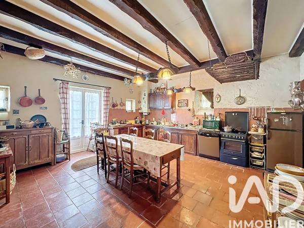 Maison à vendre 8 pièces 228,93 m² Terrasson-Lavilledieu