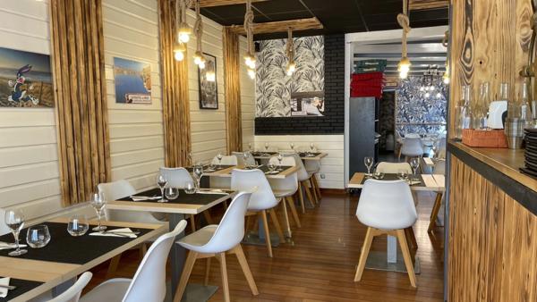 Dpt Vendée (85), à vendre LA FAUTE SUR MER Restaurant