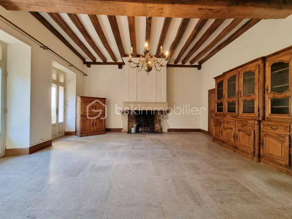 Maison ancienne de 222 m²