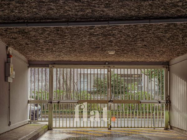 SOUS OFFRE _ PARKING EN SOUS-SOL - RUE SAINT HERMELAND 44200 NANTES