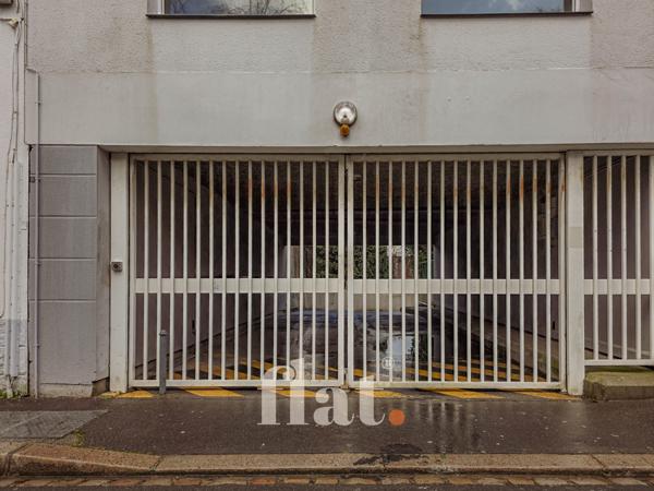 SOUS OFFRE _ PARKING EN SOUS-SOL - RUE SAINT HERMELAND 44200 NANTES