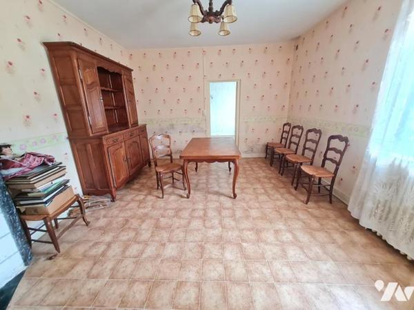 MAISON- A VENDRE - MONTOIRE/ LOIR ( 41800)