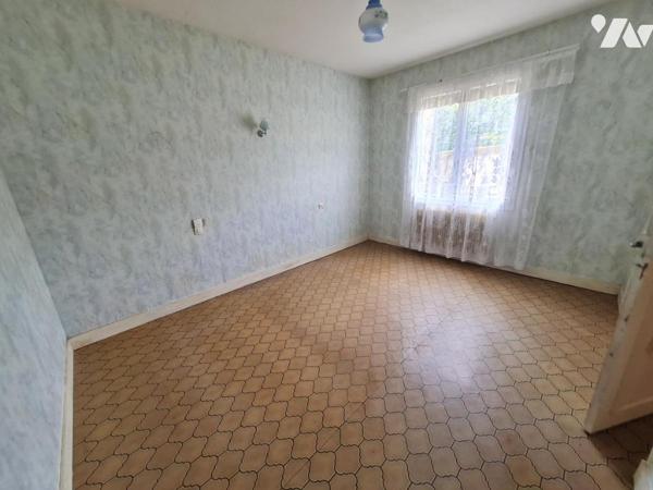 MAISON- A VENDRE - MONTOIRE/ LOIR ( 41800)