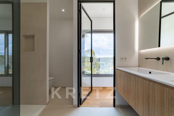 Aix-en-Provence – Villa contemporaine neuve de 220 m2 , 4. chambres, avec vue panoramique exceptionn