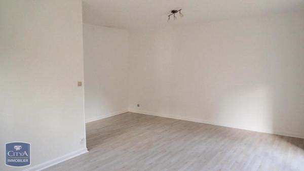 Appartement à louer 4 pièces 78.04m²