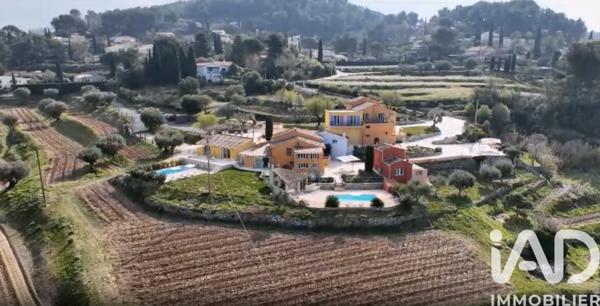 Maison à vendre 12 pièces 460 m² Le Beausset