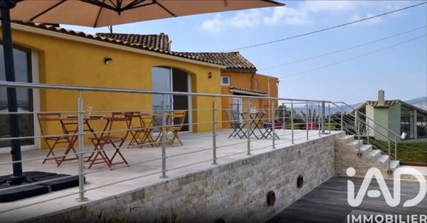 Maison à vendre 12 pièces 460 m² Le Beausset