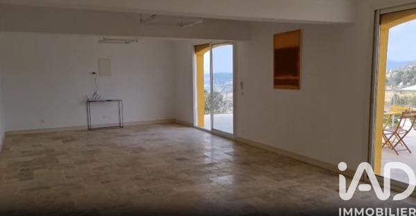 Maison à vendre 12 pièces 460 m² Le Beausset