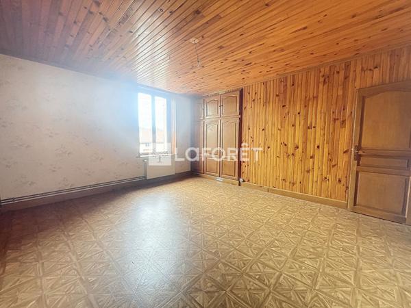 Achat maison près de SAINT DIZIER - 8 pièce(s) - 179 m² - 99 500 €