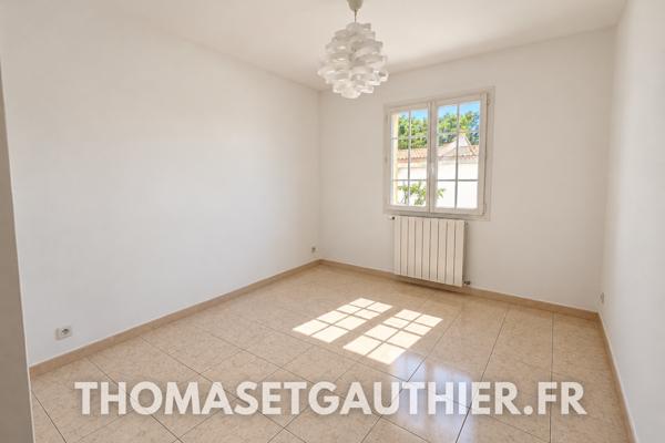 CARPENTRAS – MAISON 140 M² SUR PARCELLE CONSTRUCTIBLE DE 1 207 M²