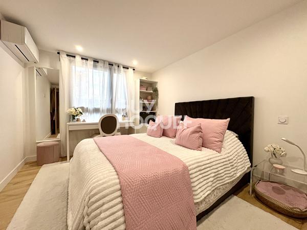 Exclusivité coup de coeur assuré pour cette belle contemporaine!