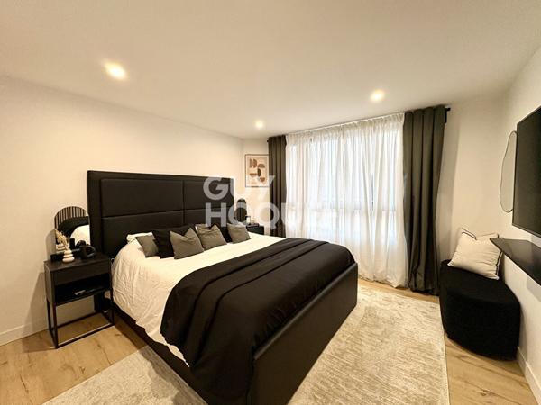 Exclusivité coup de coeur assuré pour cette belle contemporaine!