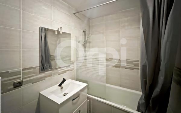 Appartement à vendre    3 pièces • 65,73 m2 Senlis