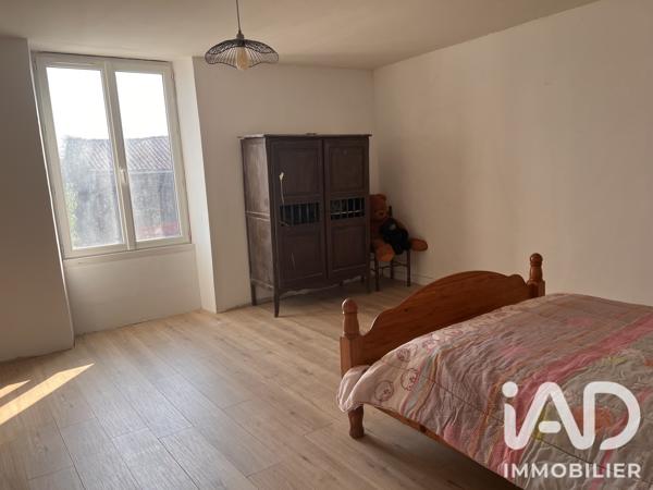 Maison à vendre 6 pièces 135 m² Abzac