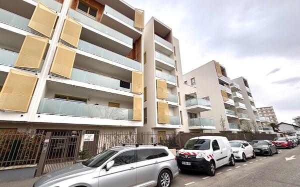 Appartement à vendre    3 pièces • 65,83 m2 Villeurbanne