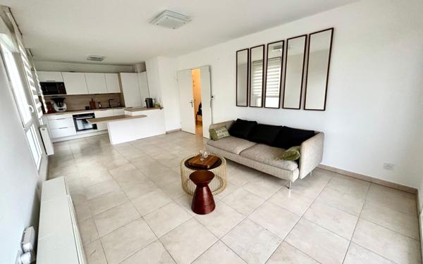 Appartement à vendre    3 pièces • 65,83 m2 Villeurbanne