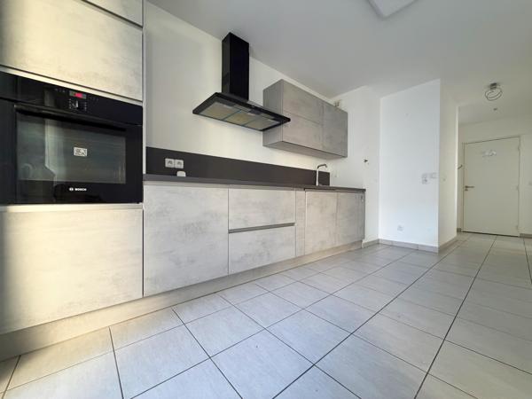 RILLIEUX CENTRE - Appartement T3 de 59 m²