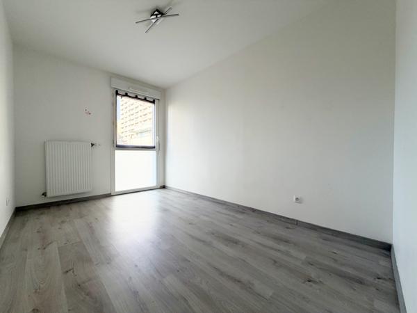 RILLIEUX CENTRE - Appartement T3 de 59 m²